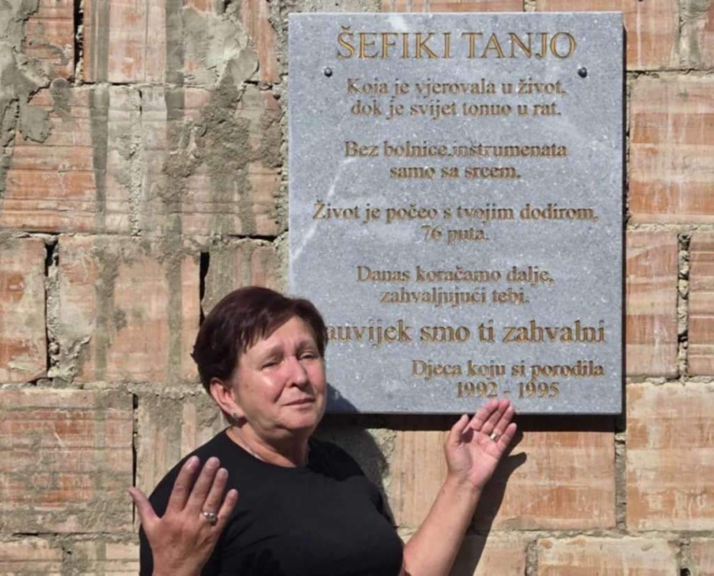 Šefika Tanjo.jpg - Šefika Tanjo tokom rata u improviziranom porodilištu porodila 75 žena